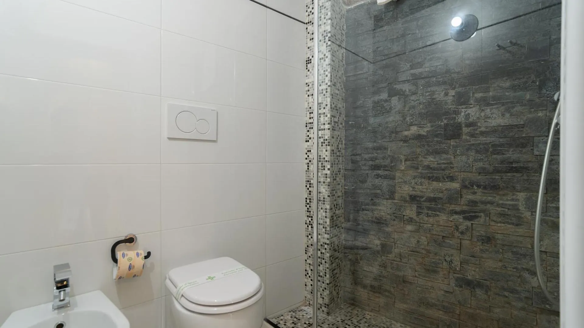 Dimora Barocca Apartment Irene Lecce 0*,  Italië
